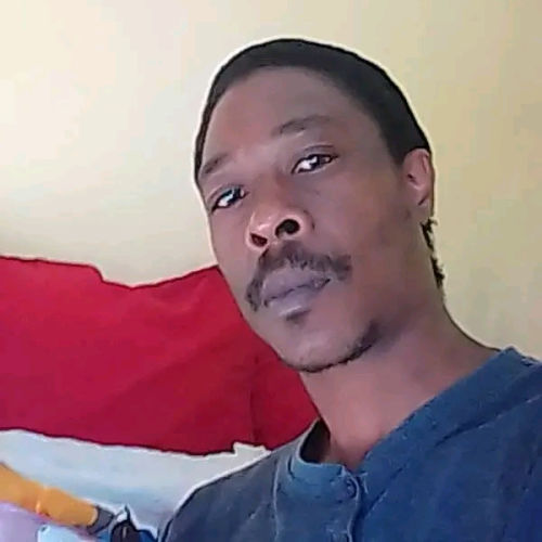 Xolani Kiviet